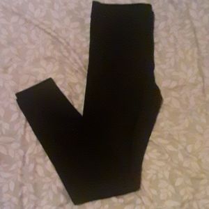 Black leggings size Large
